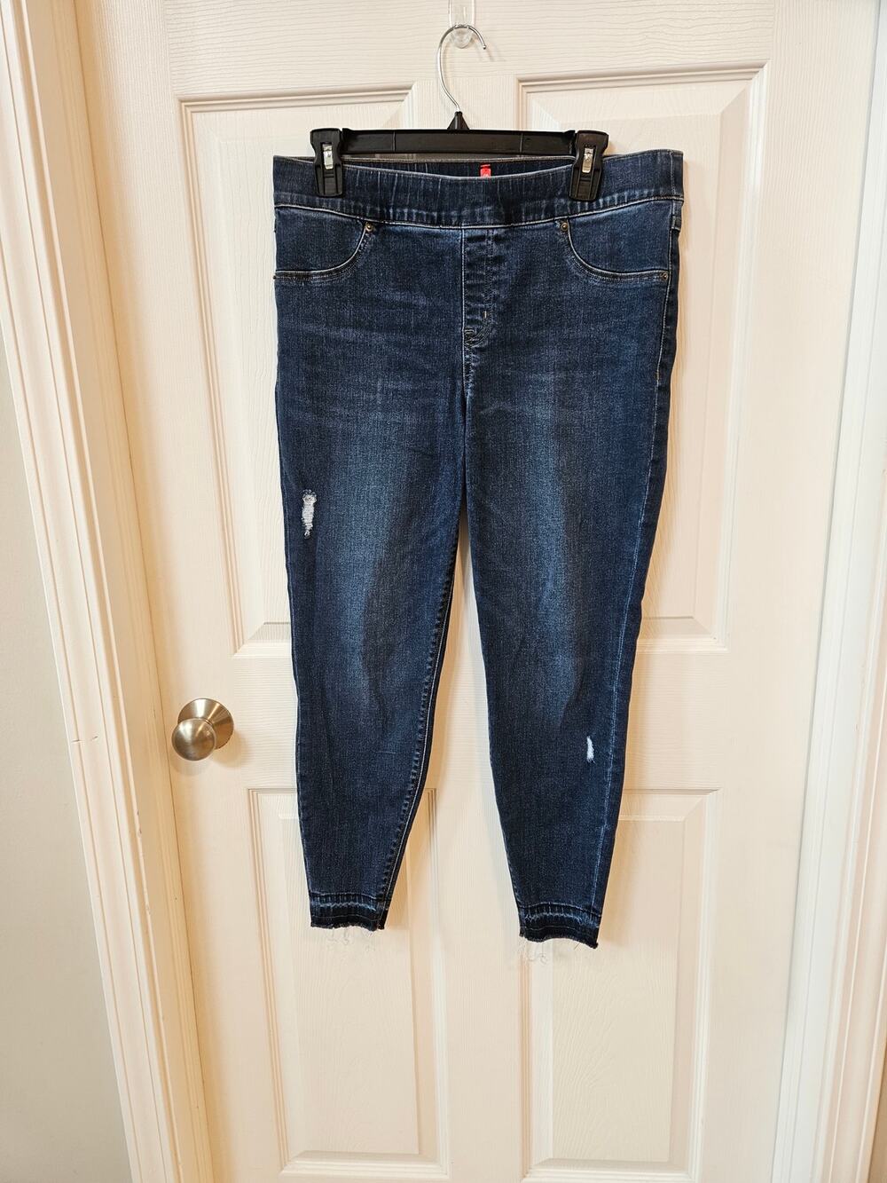 Spanx Petite Pull On Skinny Jeans Women’s XL Dark Wash Distressed Raw Hem
